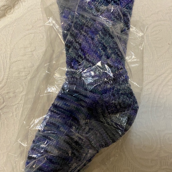 New hand knit socks from Newfoundland - Picture 2 of 3